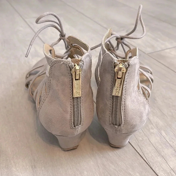 KENNETH COLE Suede Lace-Up Wedge Sandal, Size 7.5 - Picture 5 of 7